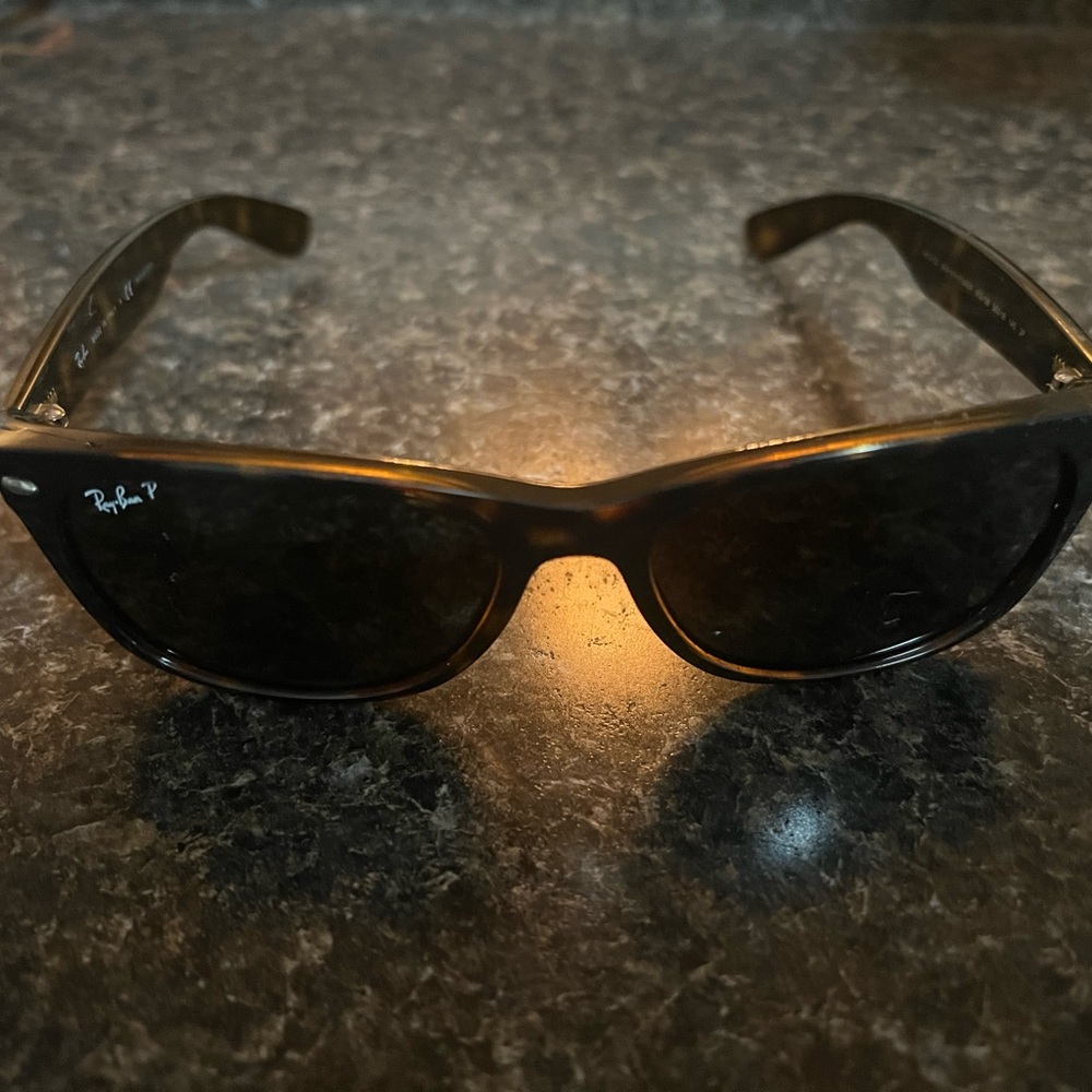 Ray-Ban Classic Black Sunglasses
